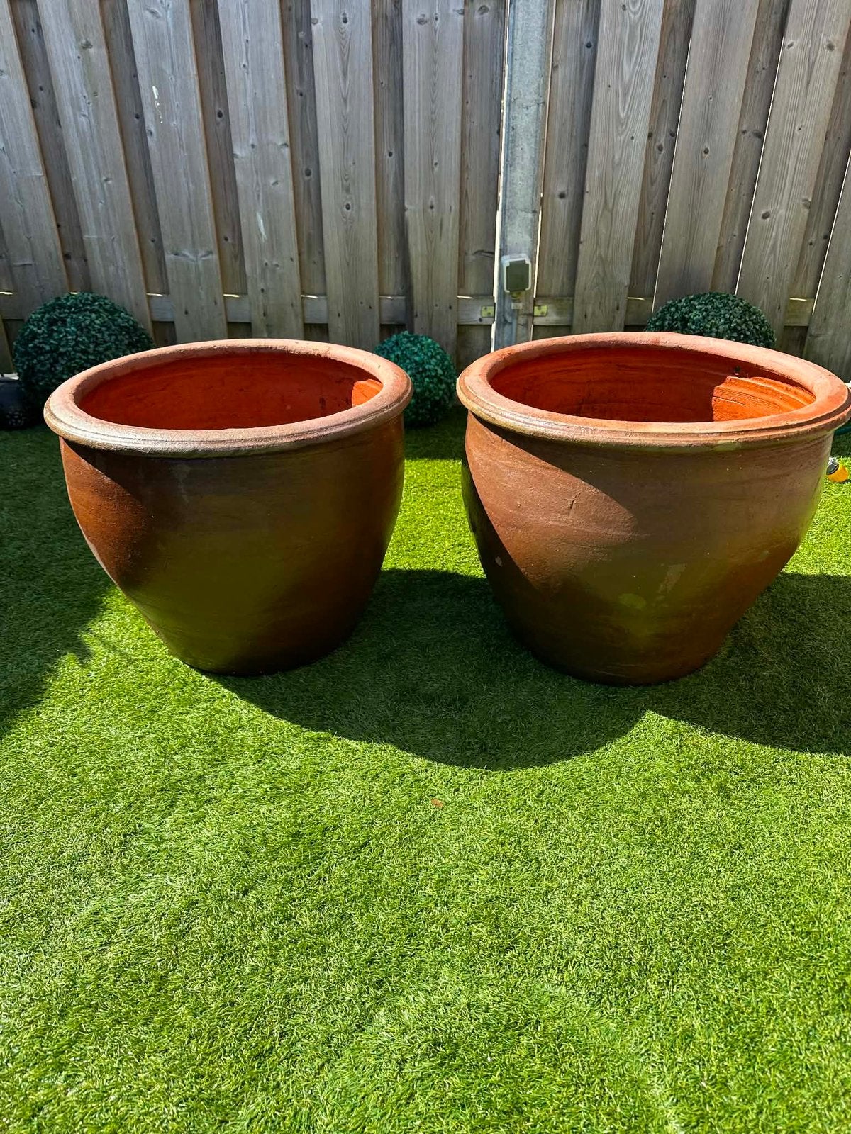 Grote terracotta bloempotten., Tuin en Terras, Ophalen, 40 cm of meer, Rond, Zo goed als nieuw