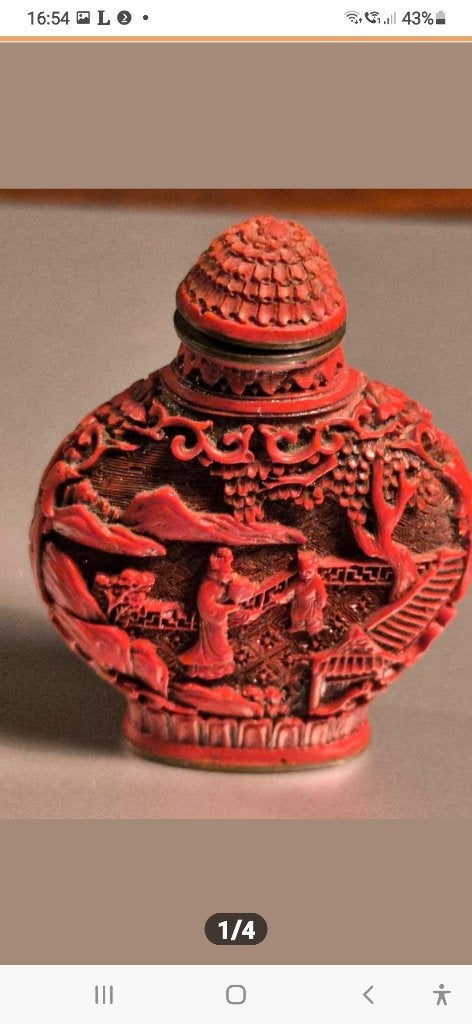 CHINESE ANTIEKE CINNABAR STUKKEN ; GESP -OPIUM FLES -DOOS., Sieraad, Gesneden, Verzenden, Overige materialen