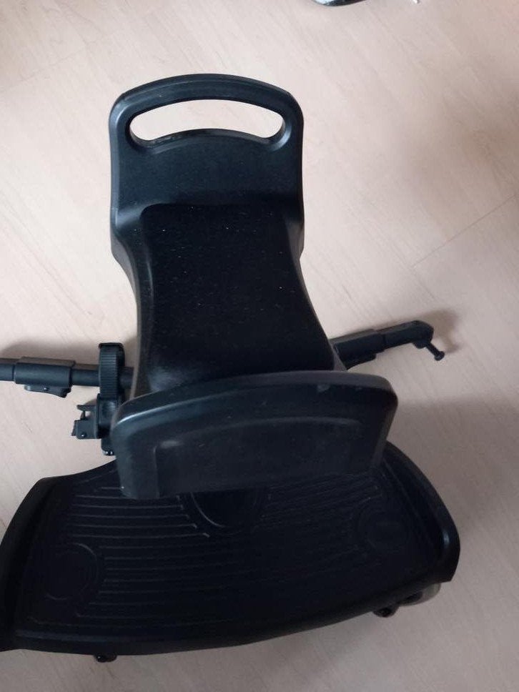 Bugatti E5 duo board extra zitje voor peuter, Ophalen, Zo goed als nieuw