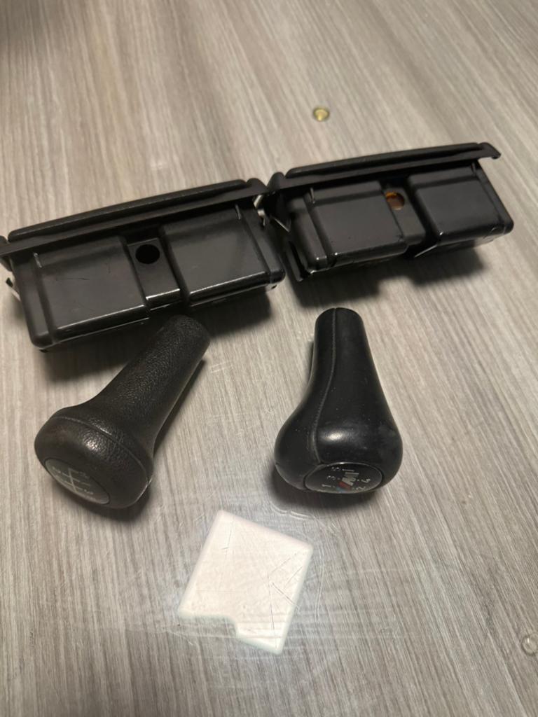 BMW e30 versnelling pook m tech ronde 2 asbak achter, Auto-onderdelen, Ophalen of Verzenden, BMW