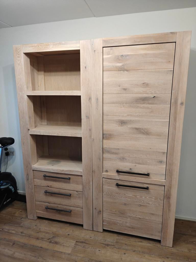 2x Lucano massief eiken kasten van Pronto Wonen, Ophalen of Verzenden, Zo goed als nieuw