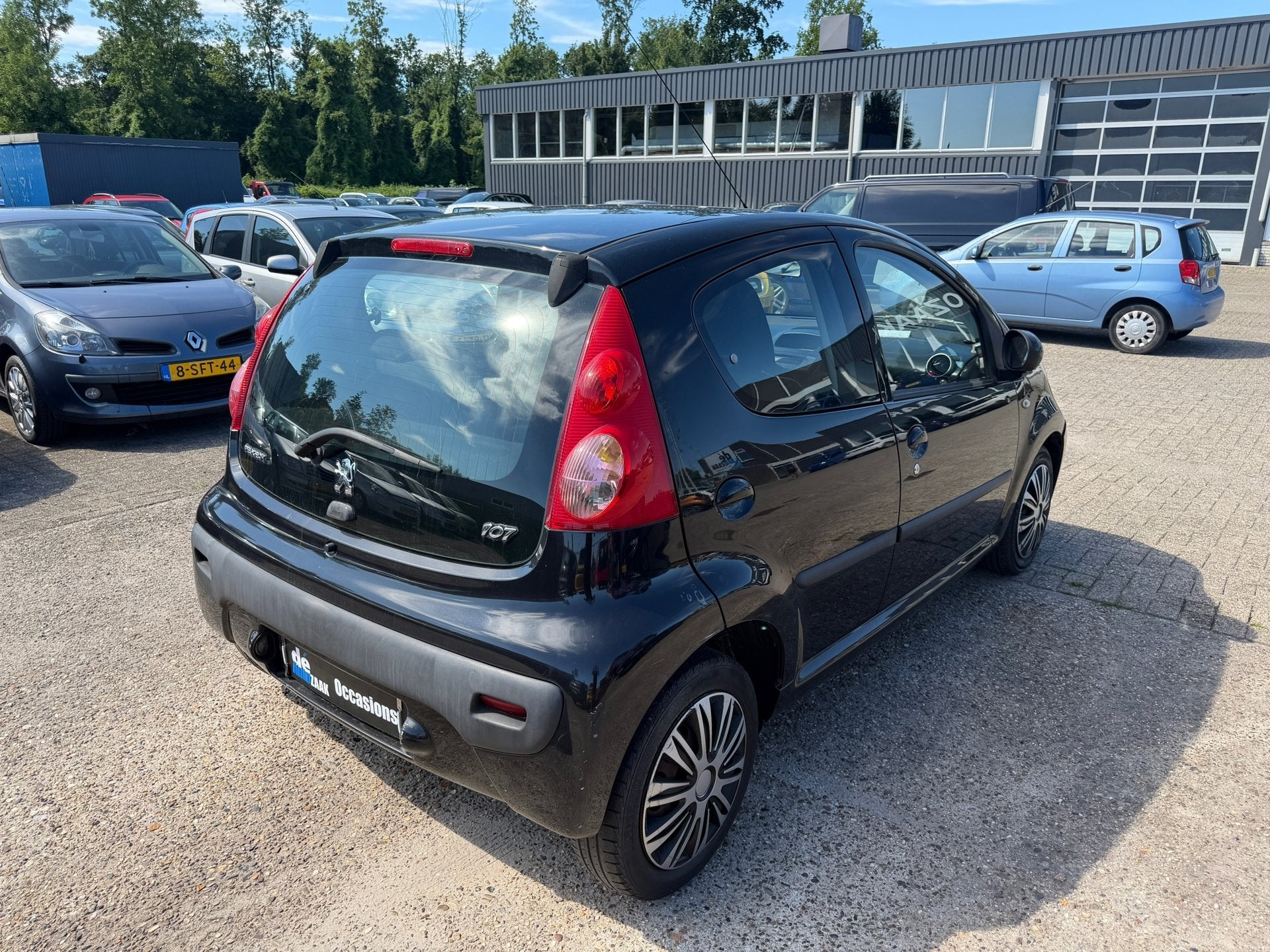 Peugeot 107 1.0-12V XR Airco & Incl NW APK!, Voorwielaandrijving, 4 stoelen, Bedrijf, Handgeschakeld