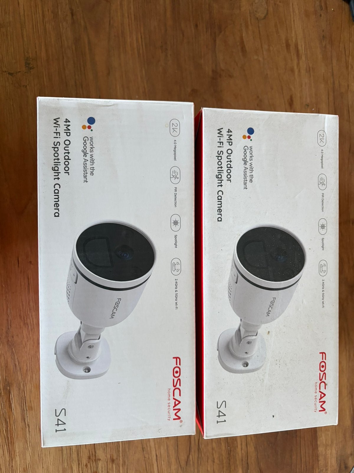 2 outdoor 4mp wifi spotlight camera’s NIEUW, Audio, Tv en Foto, Videobewaking, Ophalen, Nieuw