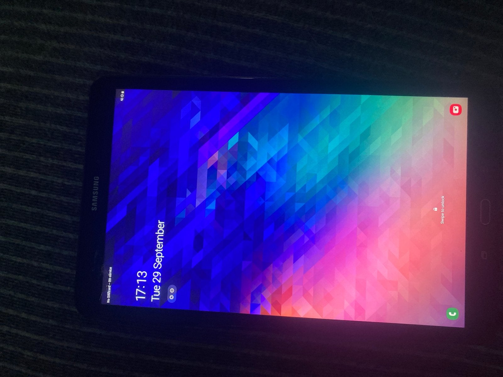 Foto 2 van Samsung Galaxy Tab A (2016) 7 inch Wi-Fi 8GB Zwart