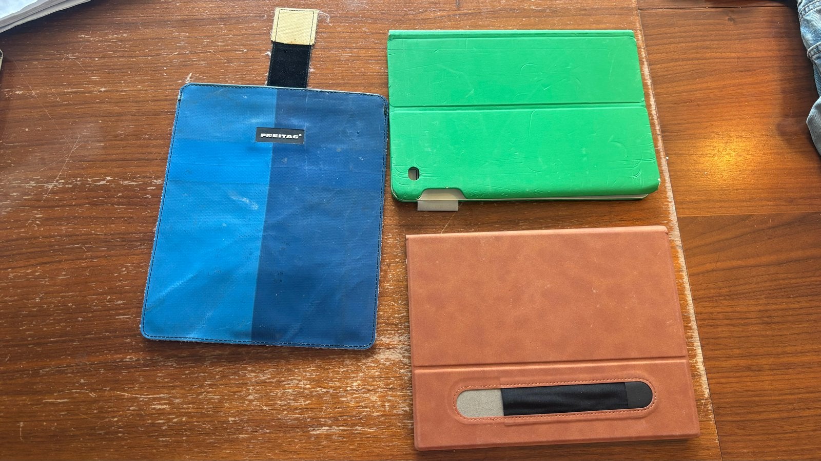 Diverse IPad hoezen en toetsenbord hoes, Ophalen, Gebruikt, 10 inch, Bescherming voor- en achterkant