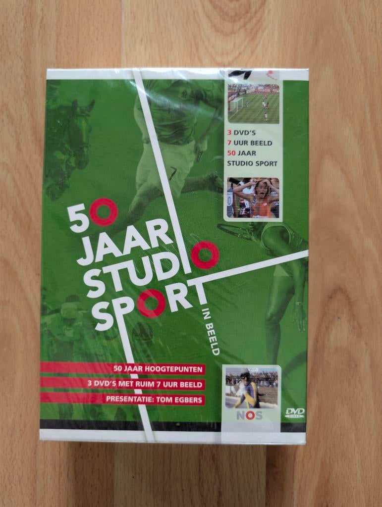 DVD box 50 jaar Studio Sport, Cd's en Dvd's, Dvd's | Sport en Fitness, Voetbal, Alle leeftijden, Ophalen of Verzenden, Zo goed als nieuw