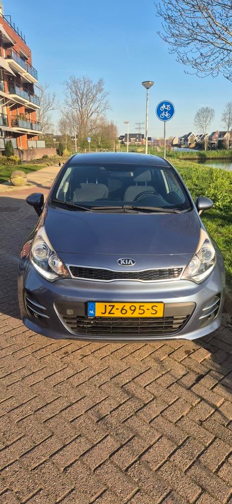 Kia Rio 1.2 I 5DRS 2016 Blauw, Auto's, 4 cilinders, Blauw, Origineel Nederlands, Handgeschakeld