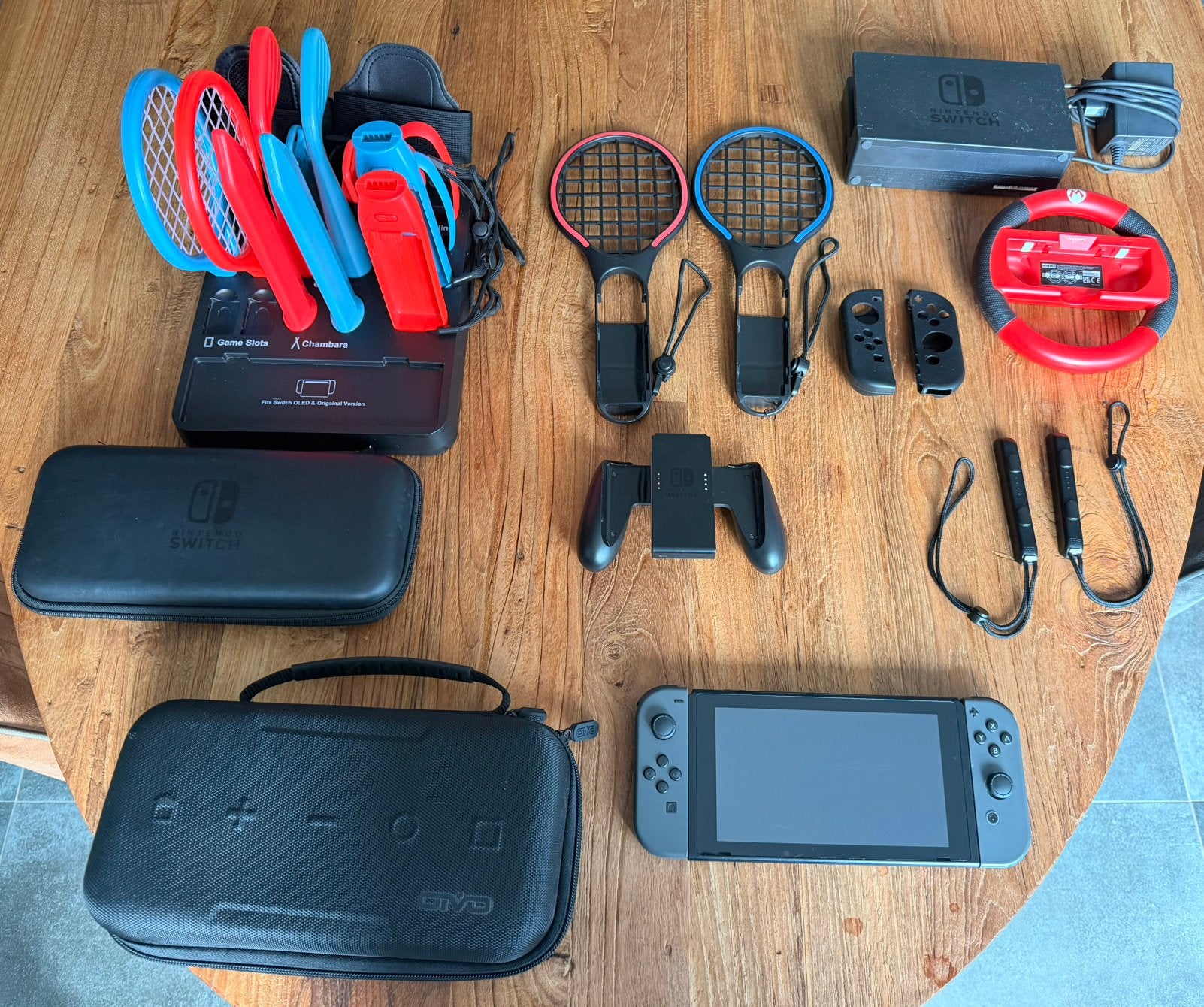 Nintendo Switch V2 Grey met veel accessoires, Ophalen, Gebruikt, Met 2 controllers, Switch 2019 Upgrade