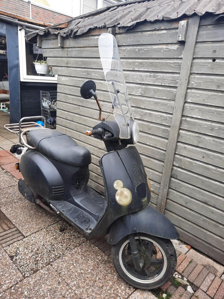 Baotian snor  Scooter - Opknapper, Ophalen, Gebruikt, Maximaal 25 km/u, Baotian