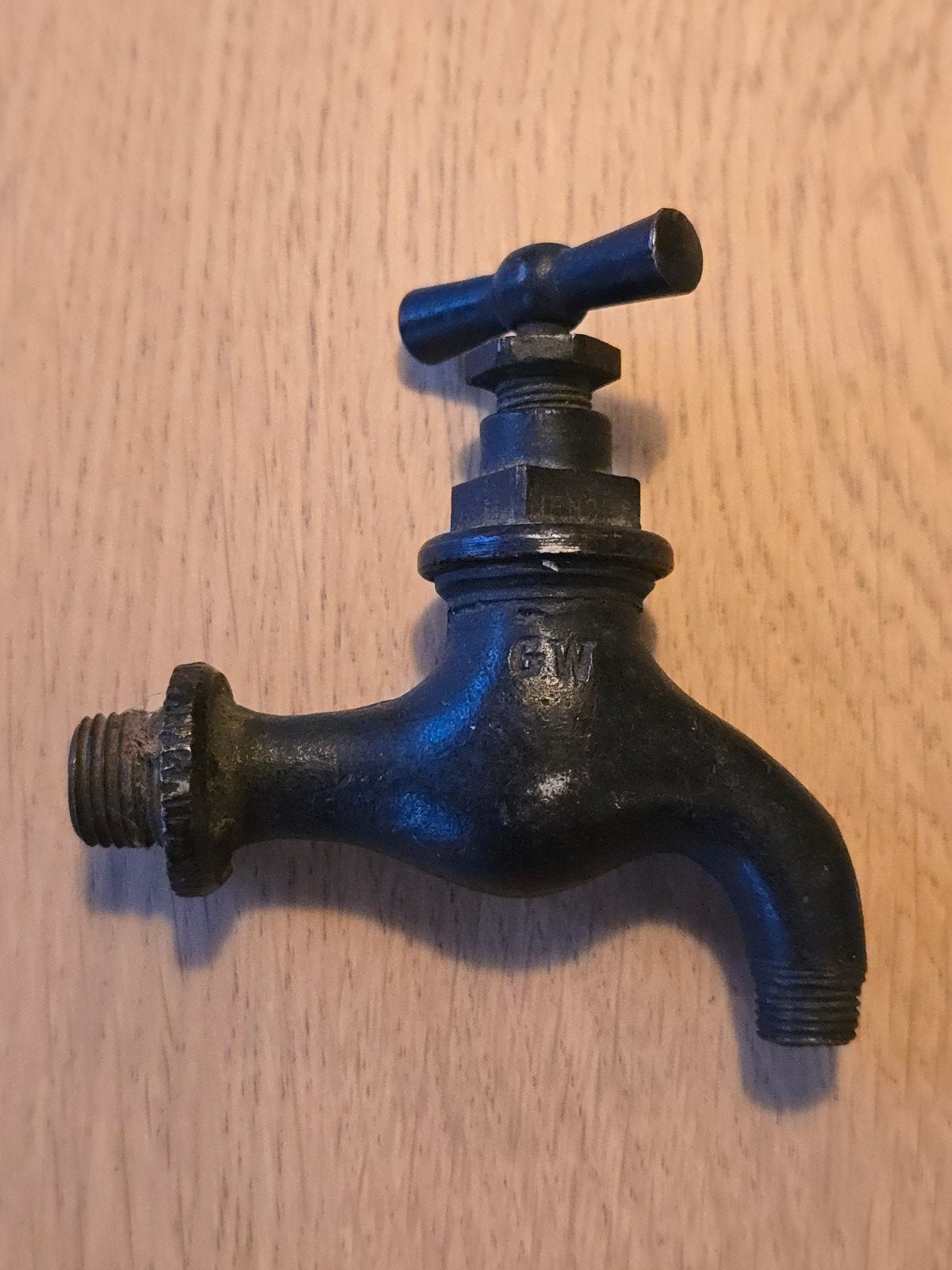 antieke 19de eeuwse kleine koperen kraan gemerkt GW €25, Antiek en Kunst, Antiek | Koper en Brons, Ophalen of Verzenden, Koper