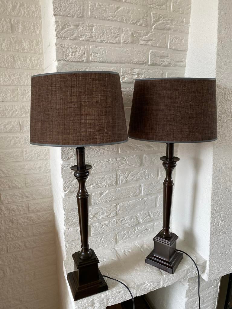 Set van 2 schemerlampen met bruine ovale kappen, Ophalen of Verzenden, Zo goed als nieuw, Stof, 50 tot 75 cm