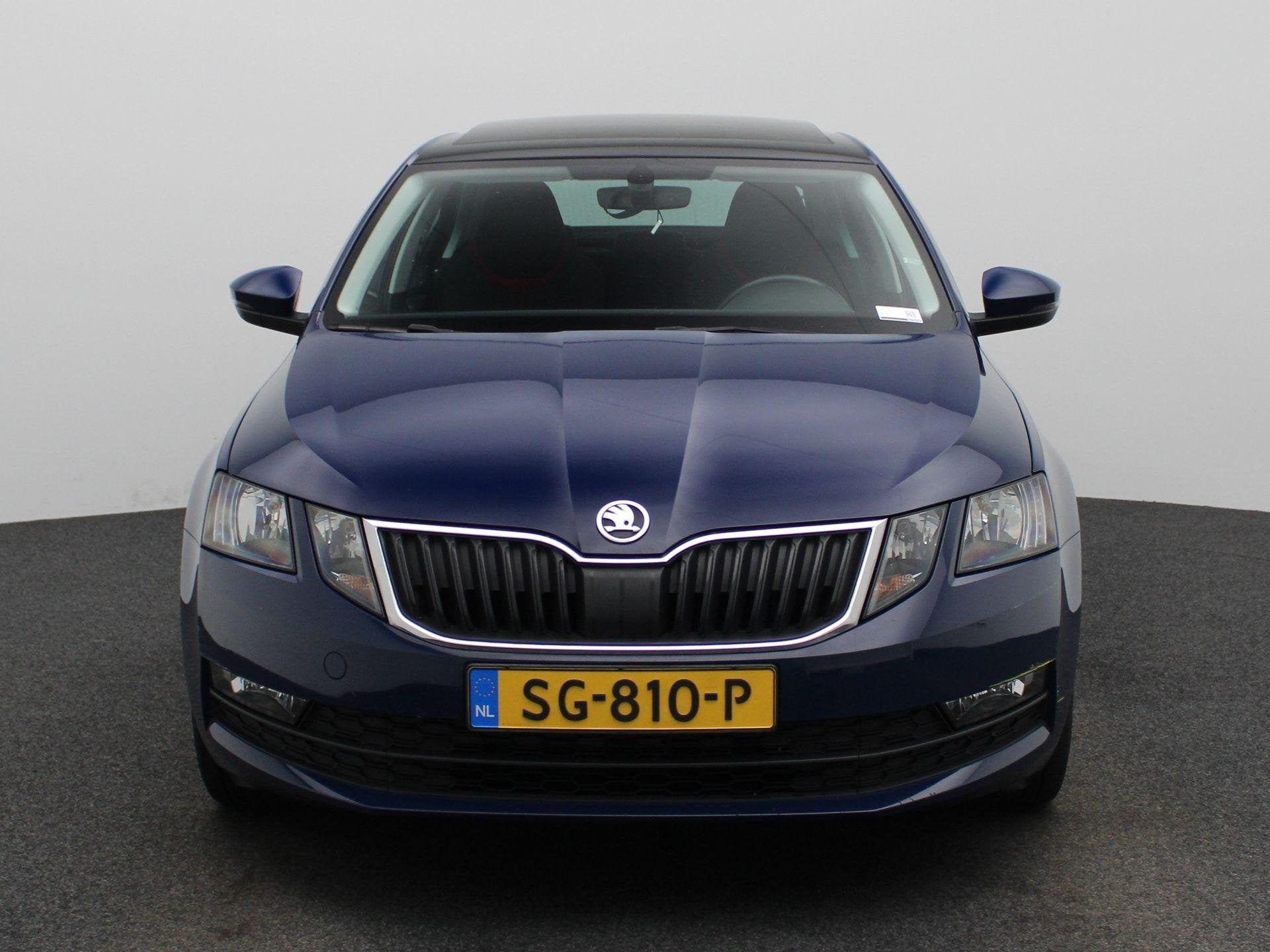 Skoda Octavia 1.0 TSI Greentech Ambition Business | Apple Ca, Auto's, 12 maanden, Stof, Gebruikt, Blauw