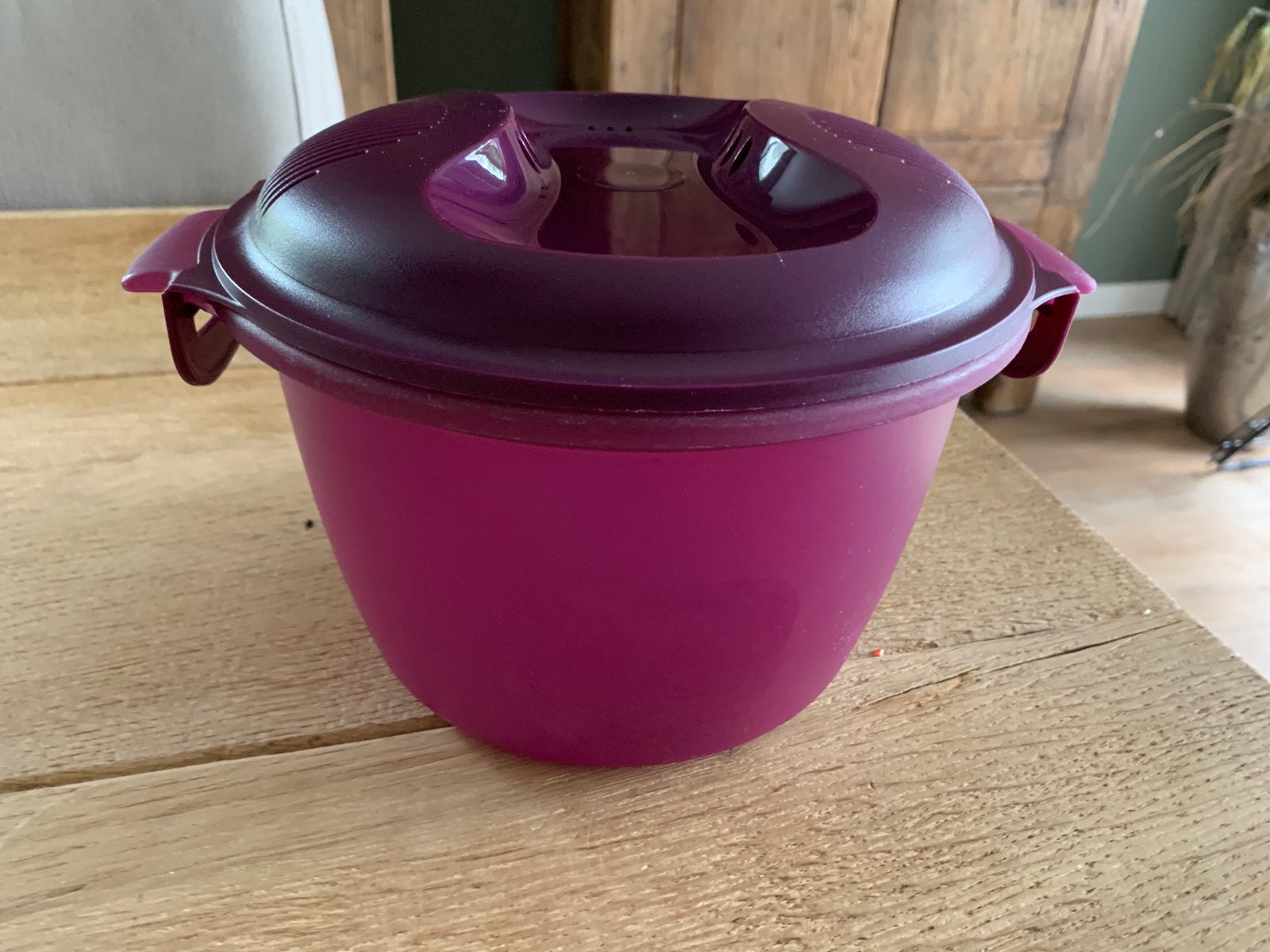 Tupperware rijstkoker 2,2 liter paars, Gebruikt, Tupperware, Schaal, Paars
