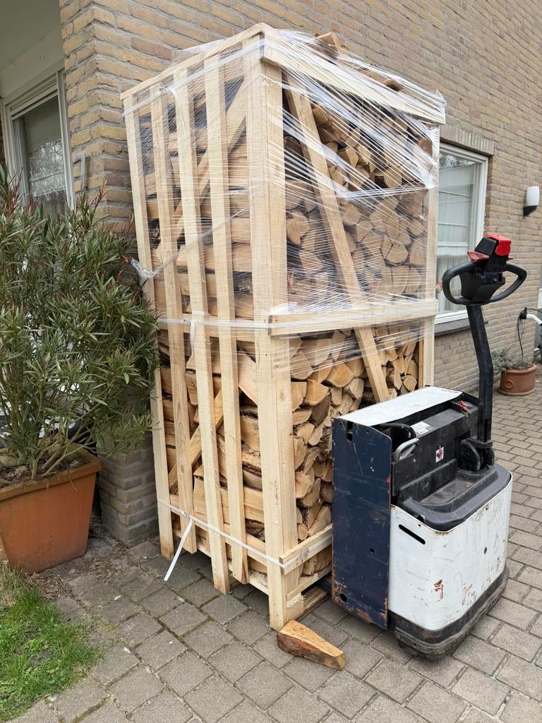 1.8m3 gestapeld elzenhout of berkenhout, Tuin en Terras, Haardhout, Minder dan 3 m³, Ophalen of Verzenden