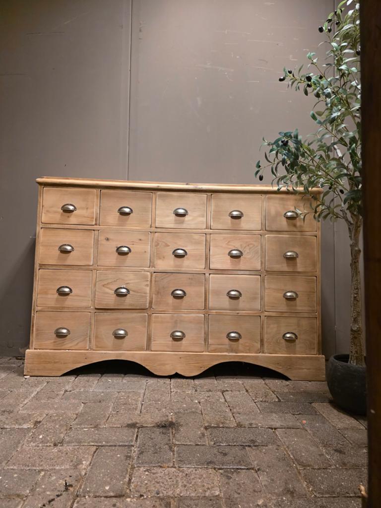 Grenen apothekerskast ladekast dressoir bezorgen mogelijk, 5 laden of meer, Ophalen of Verzenden, Zo goed als nieuw, Minder dan 100 cm