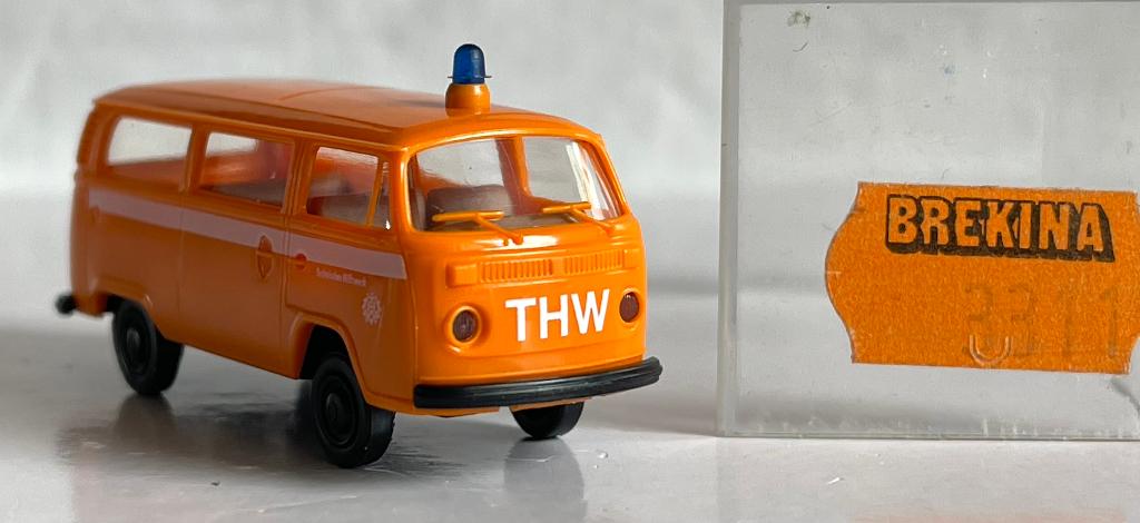 Brekina: VW T2 van het THW, Ophalen of Verzenden, Zo goed als nieuw, Bus of Vrachtwagen, Brekina