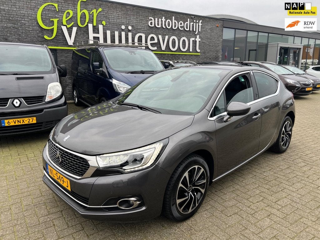 DS 4 1.2 PureTech Business, Stof, Gebruikt, 1199 cc, Bedrijf
