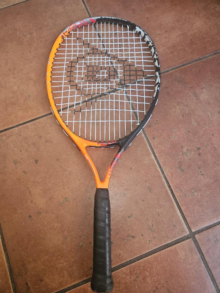 Junior tennis racket Dunlop L0 grip met hoes, Sport en Fitness, Tennis, Ophalen, Gebruikt, L0, Racket
