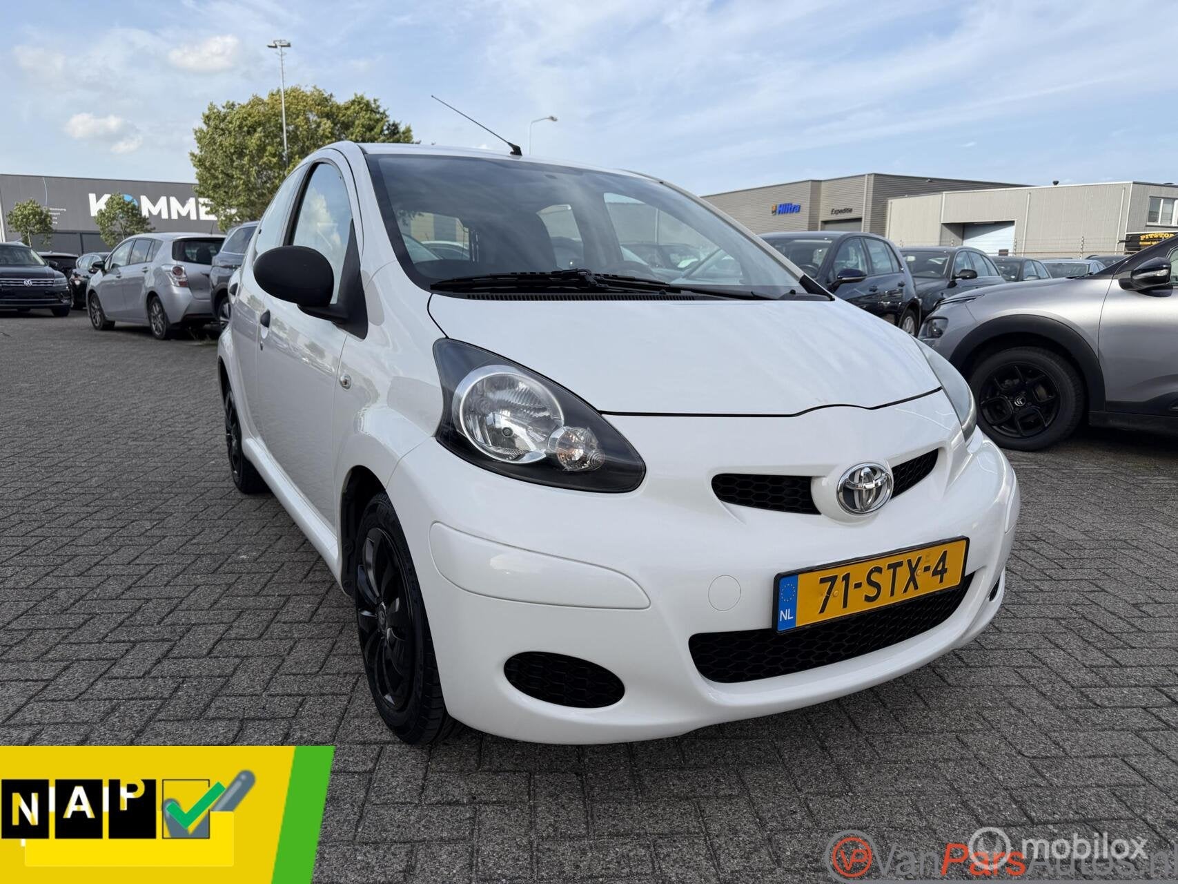 Toyota Aygo 1.0-12V Now,Airco,5drs,NAP,2de eigenaar!, Voorwielaandrijving, Euro 5, Gebruikt, 4 stoelen