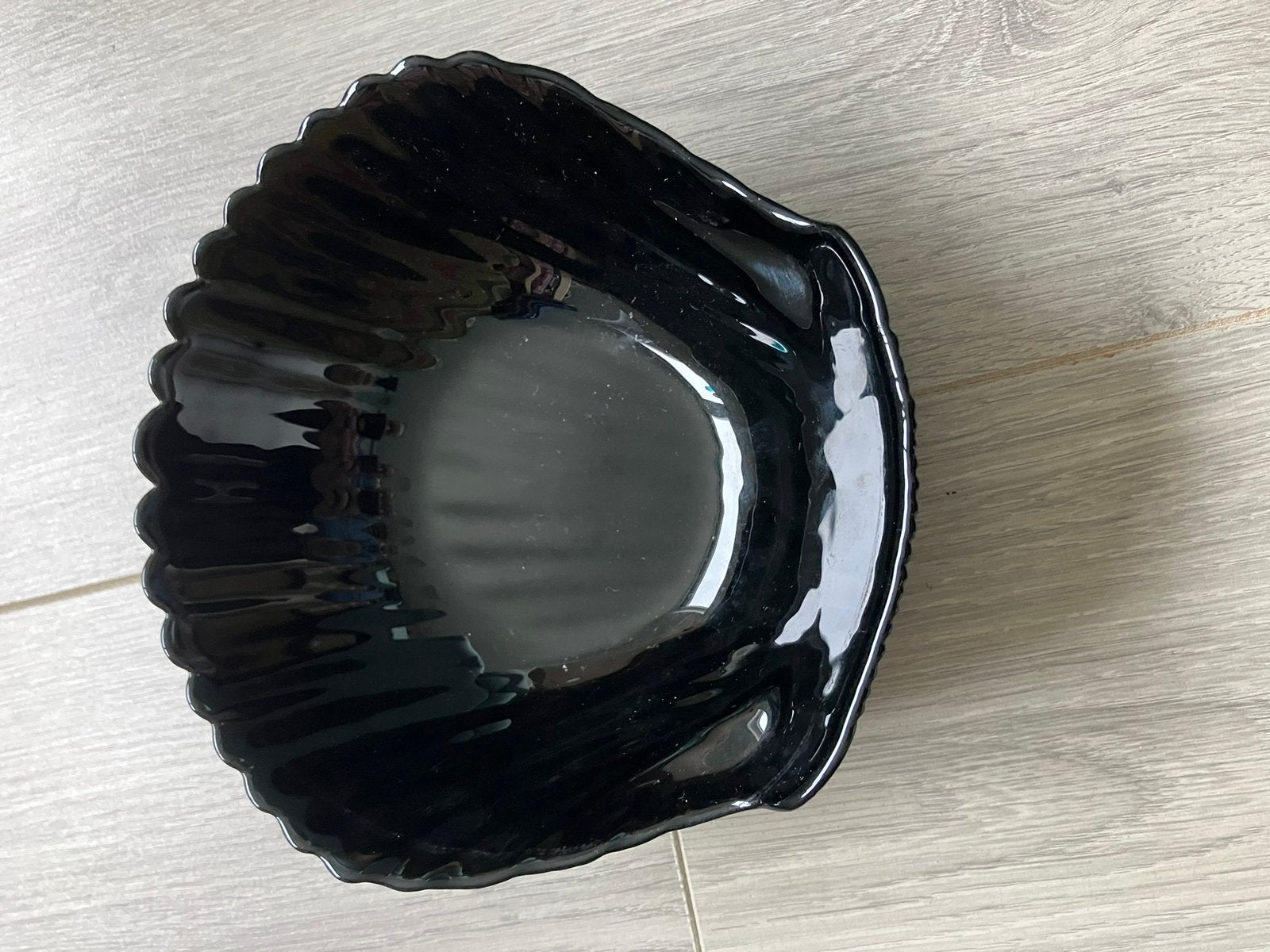 Vintage arcopal zwart schelp France Coquilage, Antiek en Kunst, Antiek | Servies los, Ophalen of Verzenden