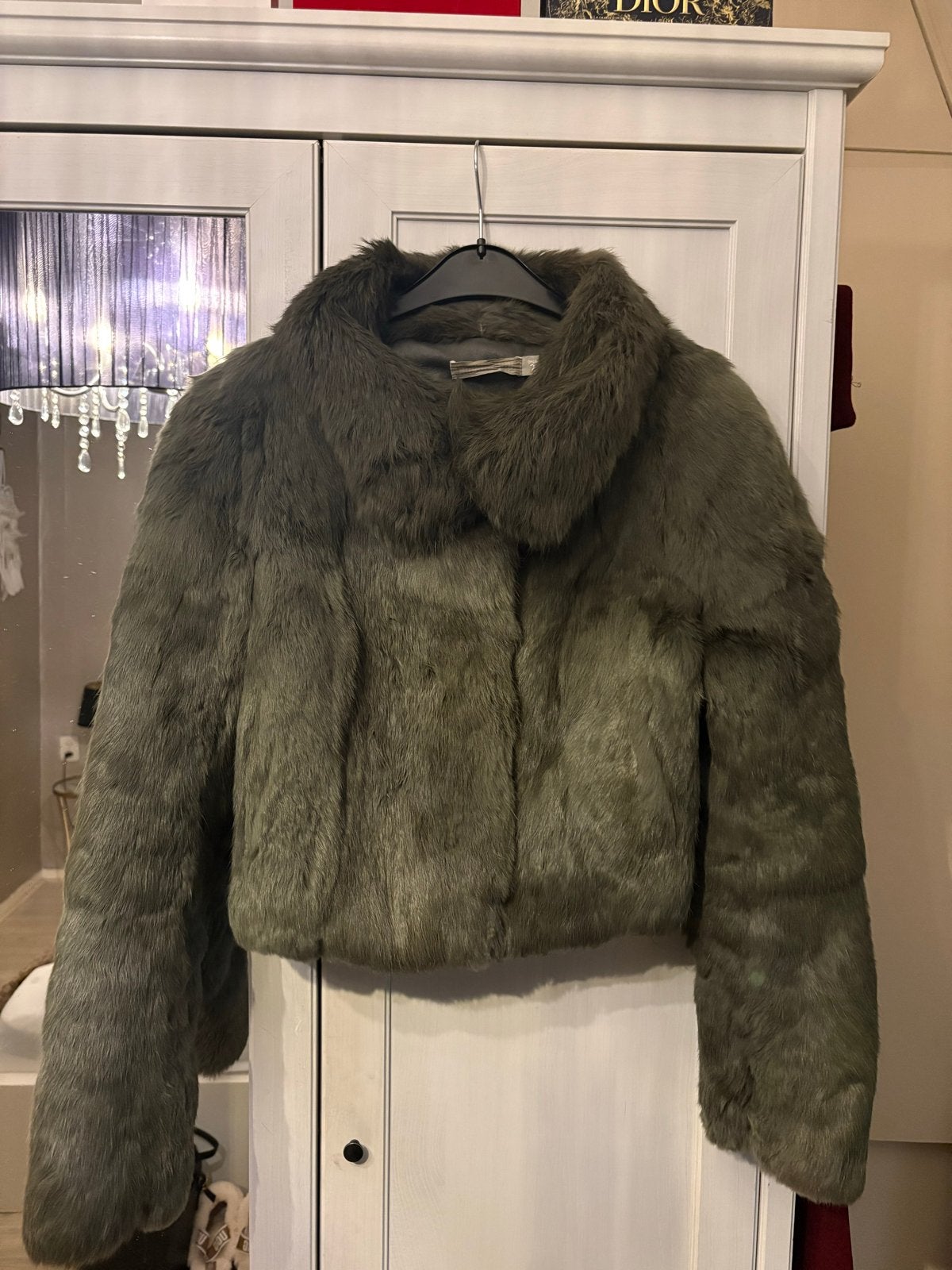 Korte faux fur jas in legergroen/ konijnenvacht, Kleding | Dames, Jassen | Winter, Zo goed als nieuw, Maat 36 (S), Groen, Verzenden