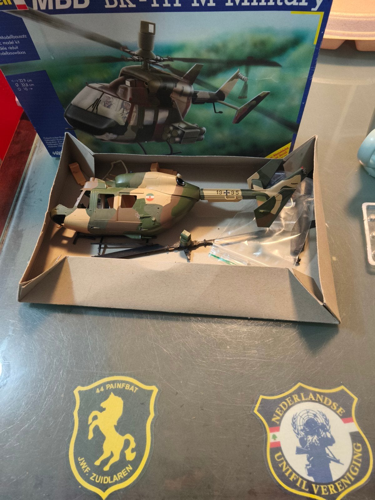 Revell MBB BK-117 M Military Helikopter Modelbouw, Gebruikt, Ophalen of Verzenden, Groter dan 1:72, Revell