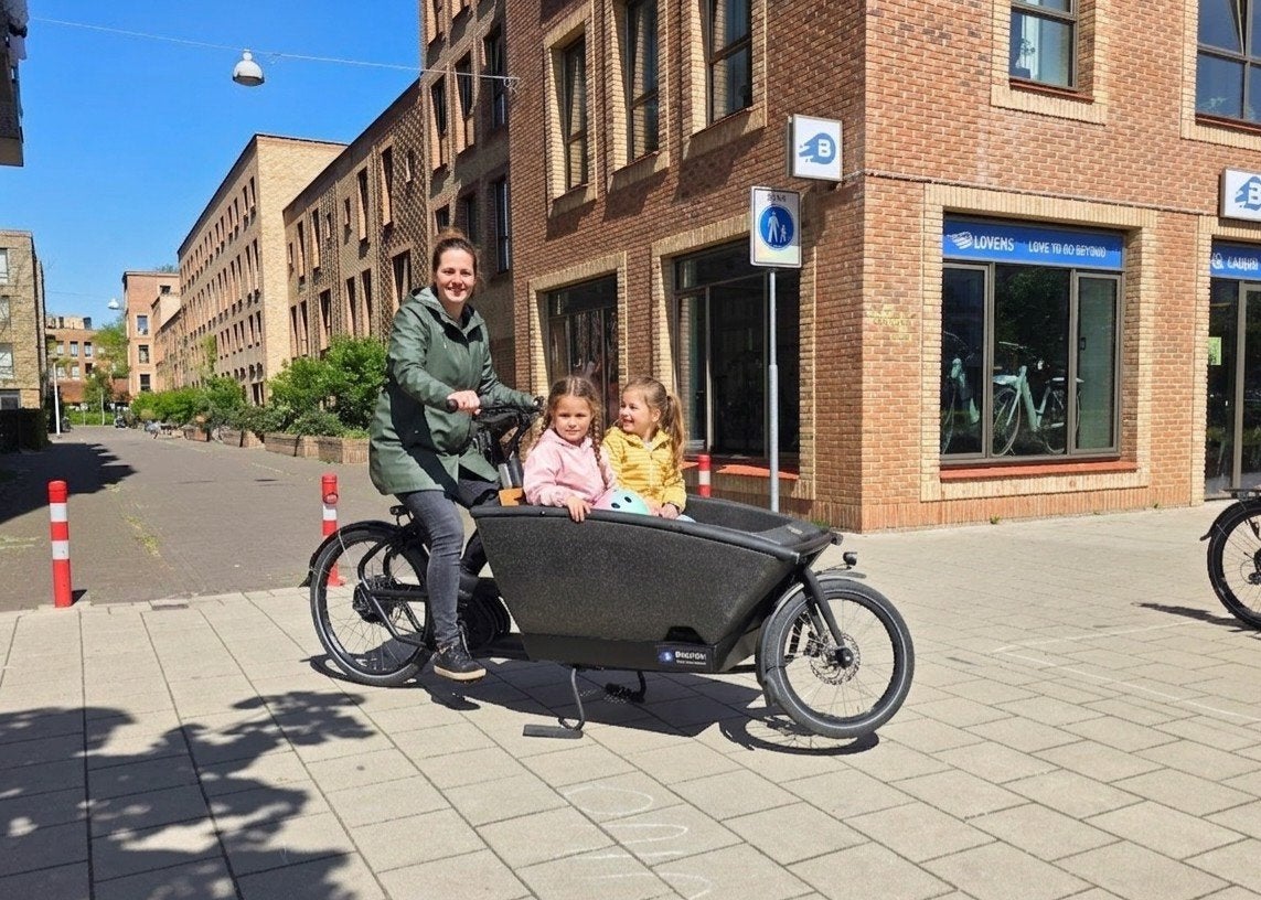 COMING SOON:: Urban Arrow Performance Line Bakfiets met rege