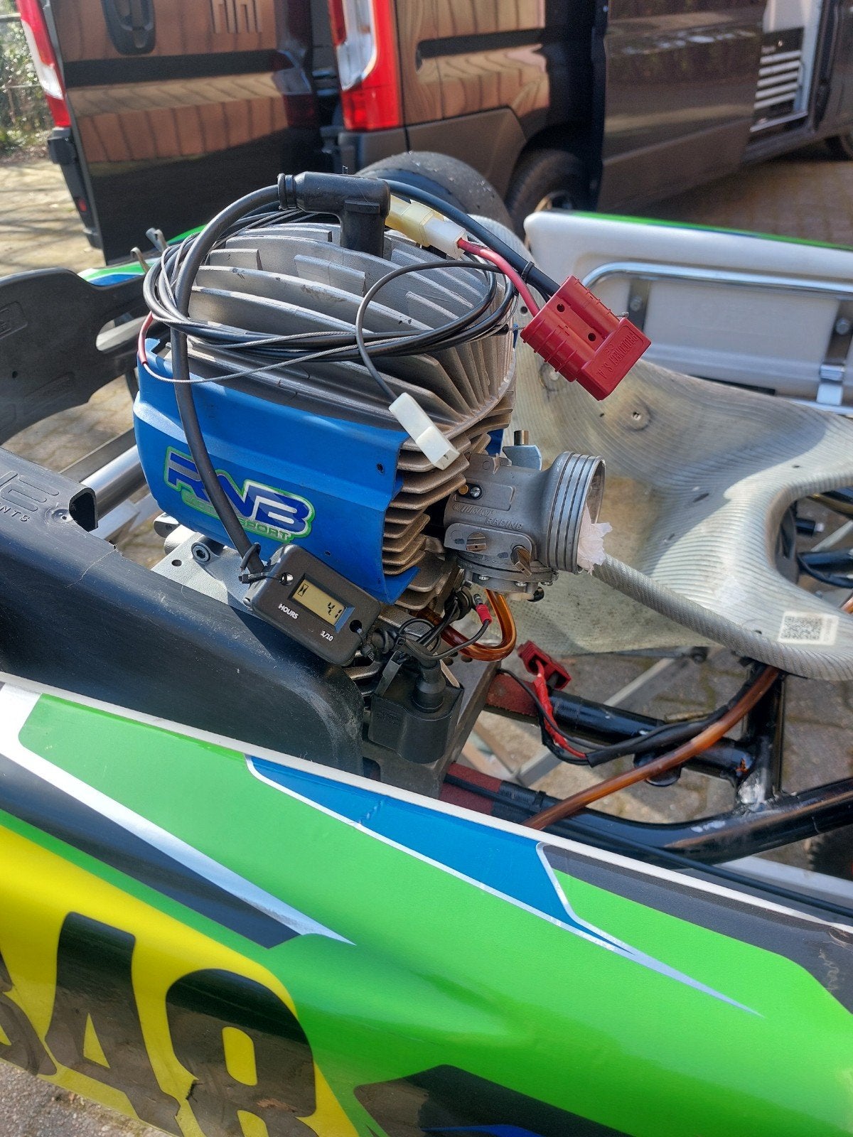 Zoek luchtfilter /silencer Iame 60cc, Sport en Fitness, Karting, Ophalen of Verzenden