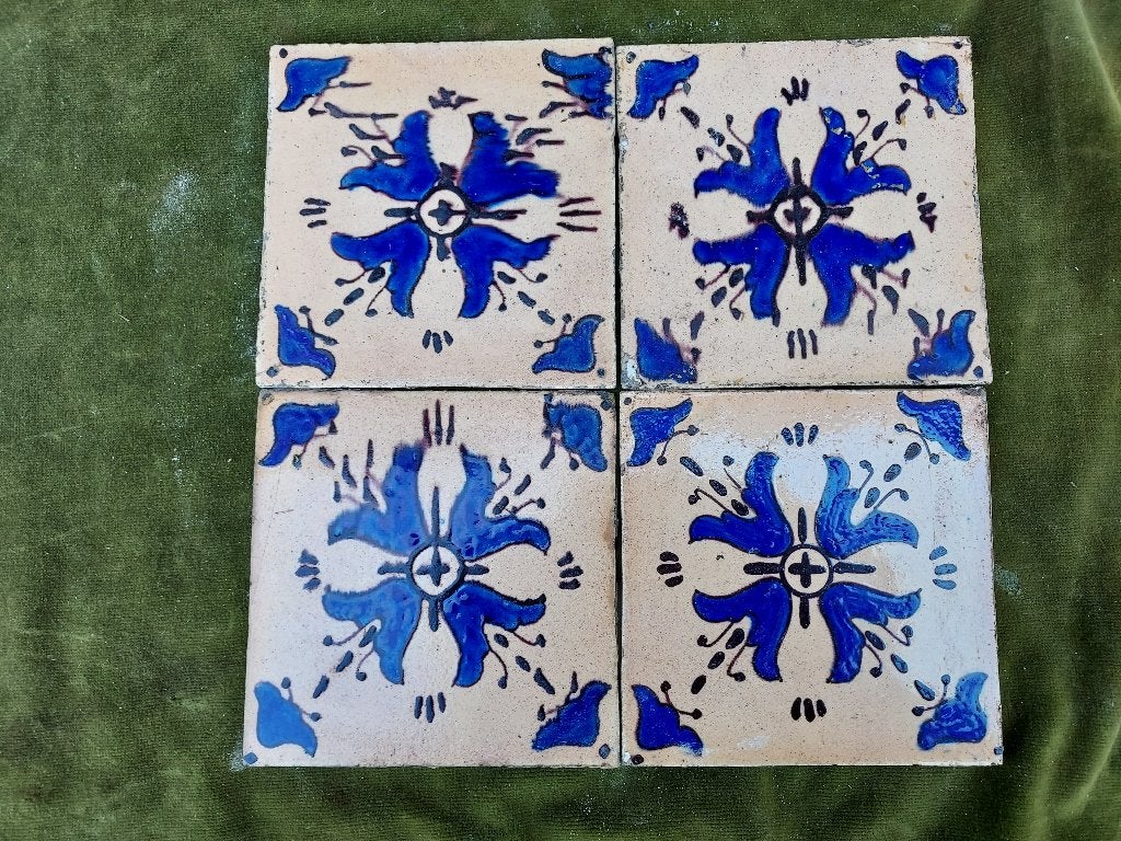 4 Antieke blauwe klokjes tegels, tegeltableau., Antiek en Kunst, Antiek | Wandborden en Tegels, Verzenden