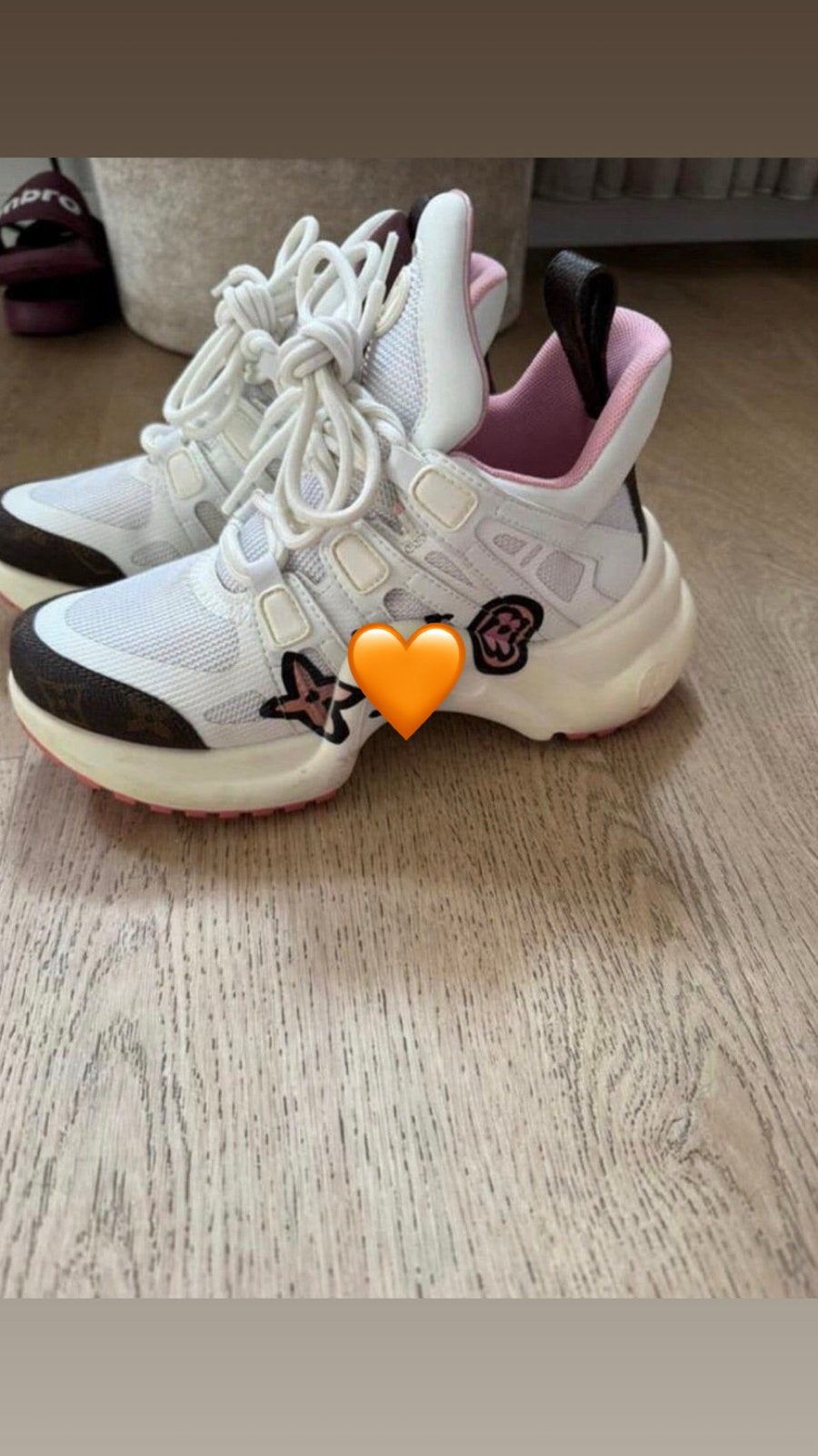 Louis Vuitton sneakers maat 36, Ophalen of Verzenden, Gedragen, Wit, Sneakers of Gympen