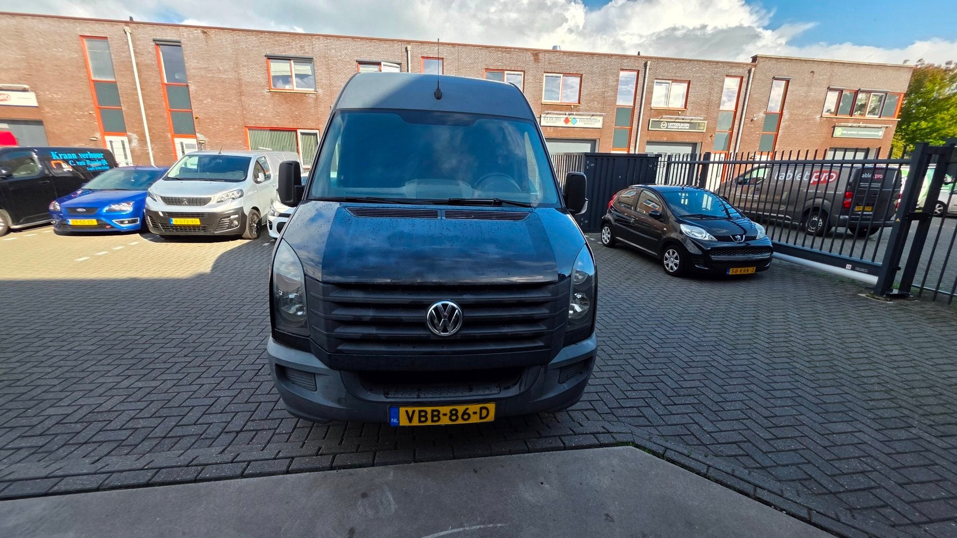 Volkswagen Crafter 35 2.0 TDI L3H2 BM LAADKLEP ! DISTRIBUTIE, Euro 5, 4 cilinders, Volkswagen, Zwart