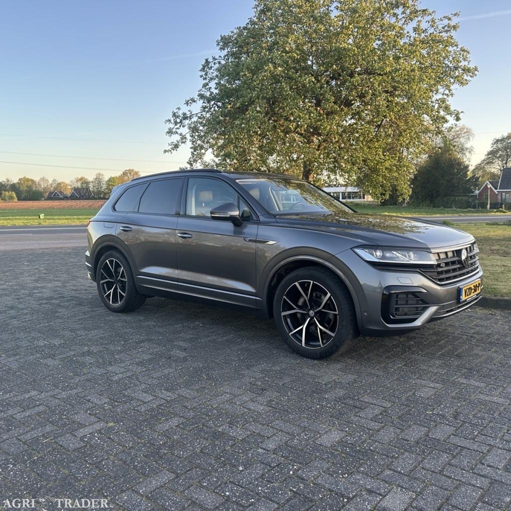 Volkswagen touareg R line grijs kenteken, Automaat, USB, Euro 6, 231 pk