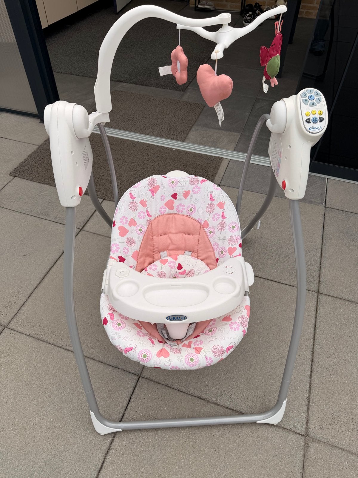 Graco babyschommel met muziek en natuurgeluiden, Ophalen of Verzenden, Zo goed als nieuw