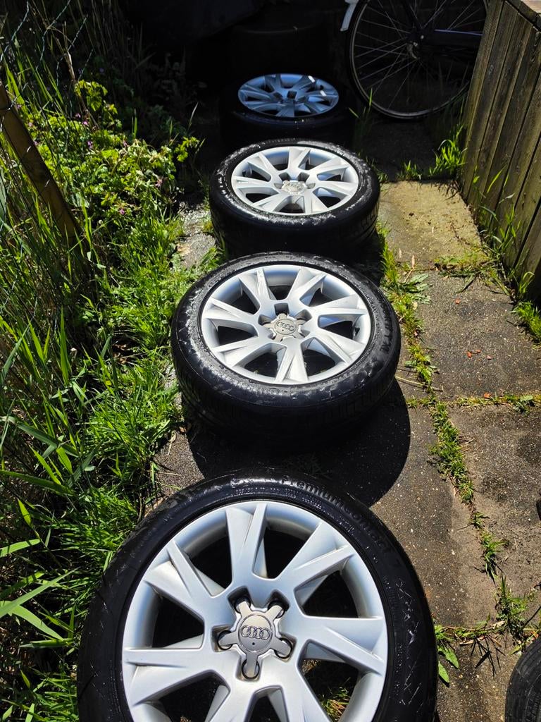 Originele Audi A5 velgen met banden, Auto-onderdelen, Banden en Velgen, Ophalen, 17 inch, Zomerbanden, 225 mm