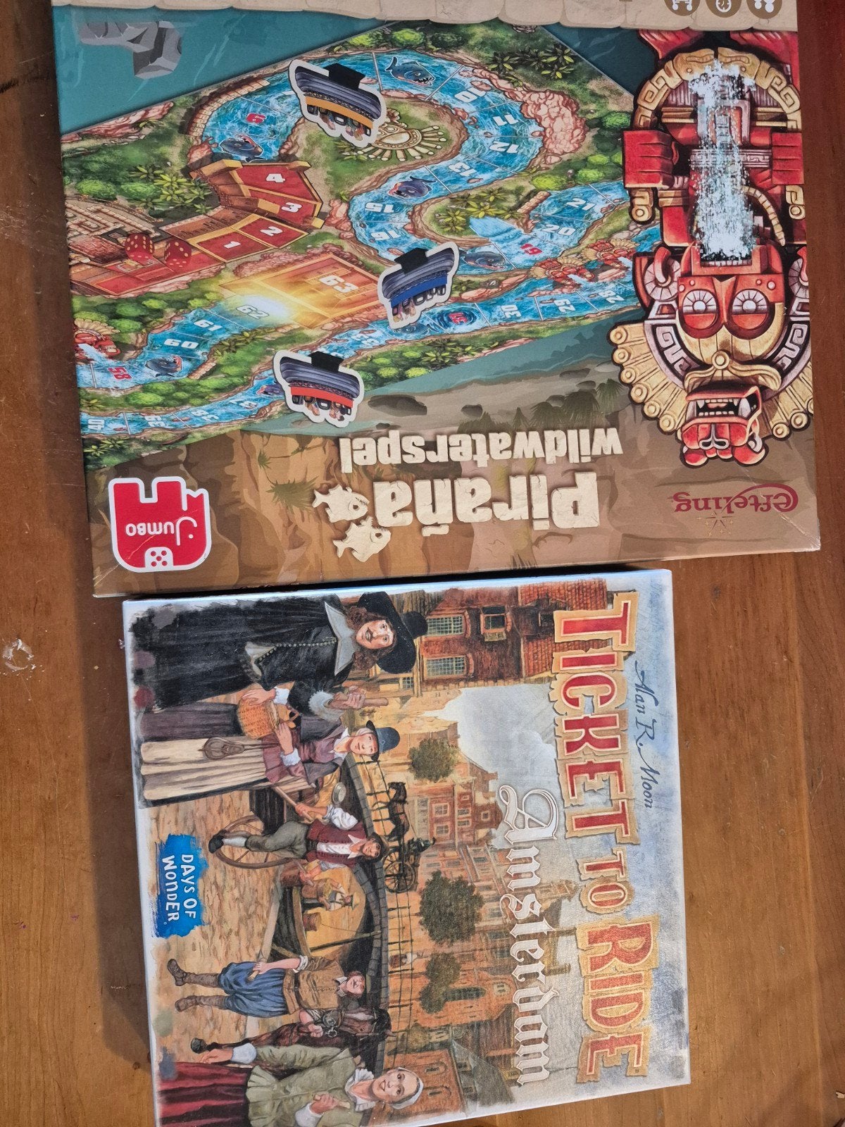 Ticket to Ride Amsterdam & Piranha Wildwaterspel, Een of twee spelers, Ophalen of Verzenden, Zo goed als nieuw, Days of Wonder, Jumbo