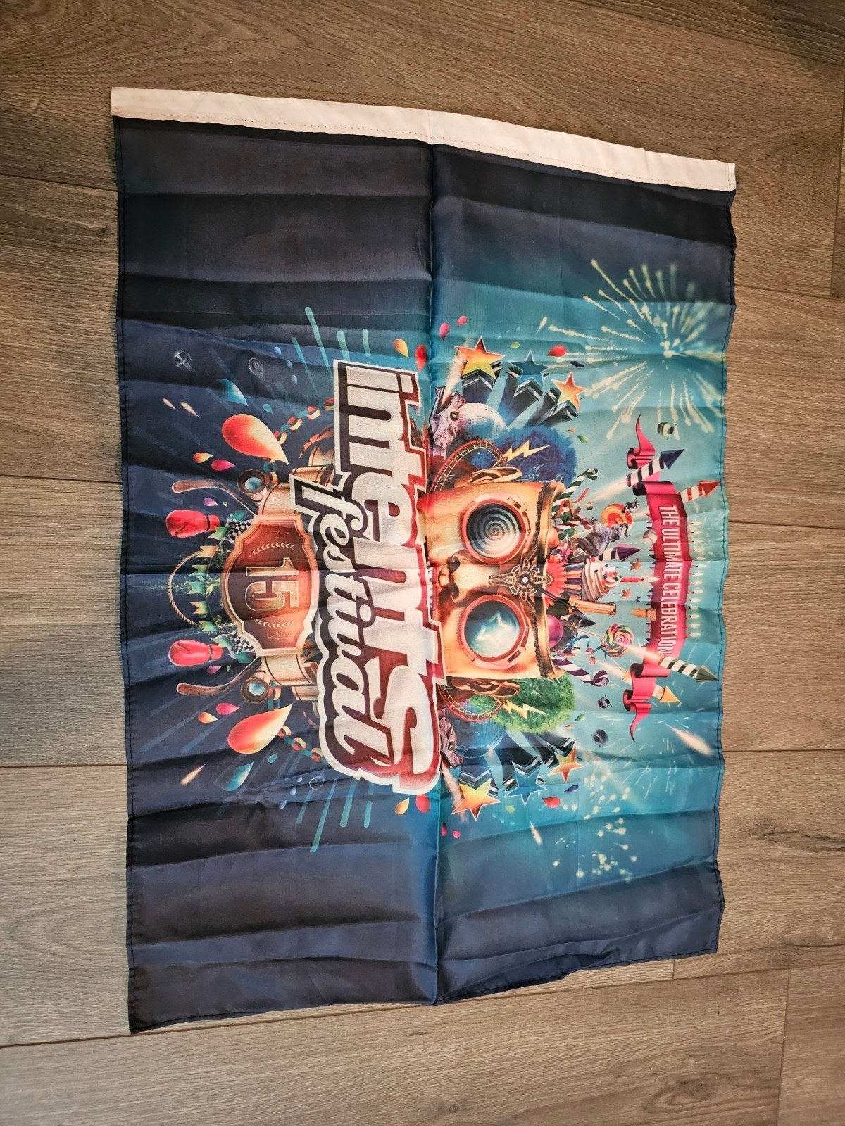 Intents festival vlag 15 jaar, Ophalen of Verzenden, Zo goed als nieuw