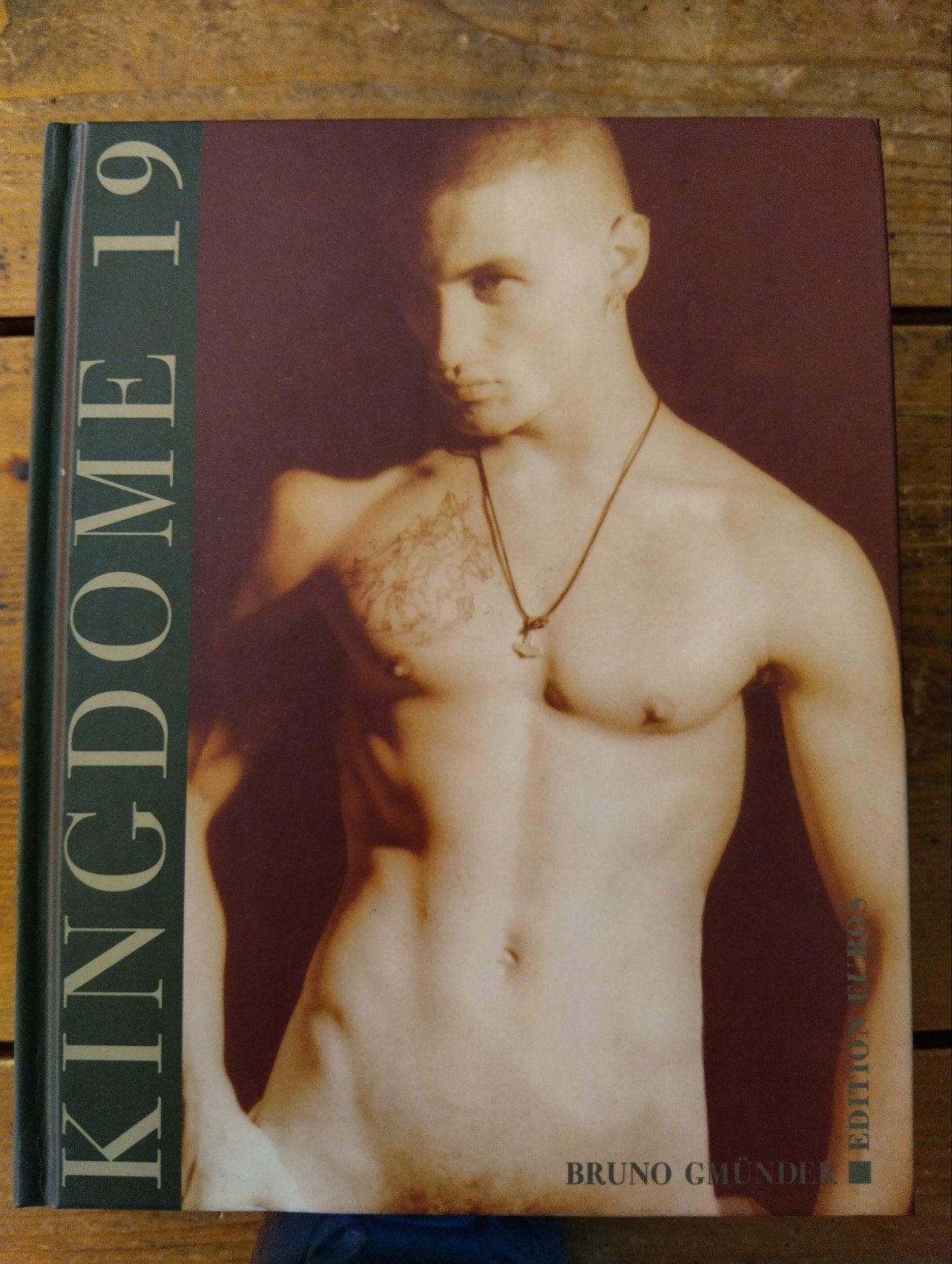 Gay. Kingdom 19 - Bruno Gmünder 7- Homo-erotische fotografie, Ophalen of Verzenden, Zo goed als nieuw, Bruno Gmünder, Europa overig