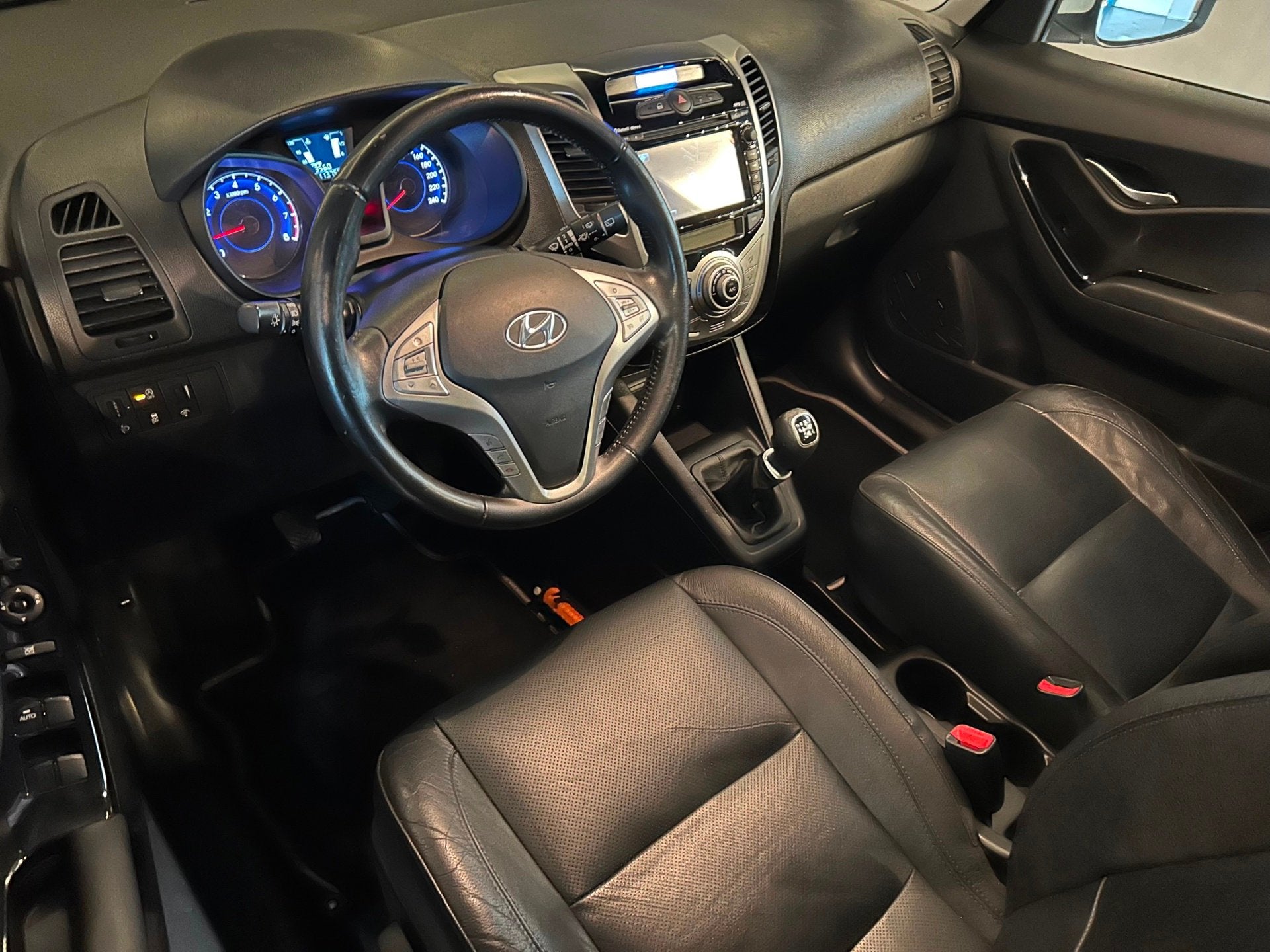 Hyundai Ix20 1.6i i-Catcher|1E EIG|NAP|STOELVERW|CRUISE|NAVI, Voorwielaandrijving, Euro 5, 125 pk, Gebruikt