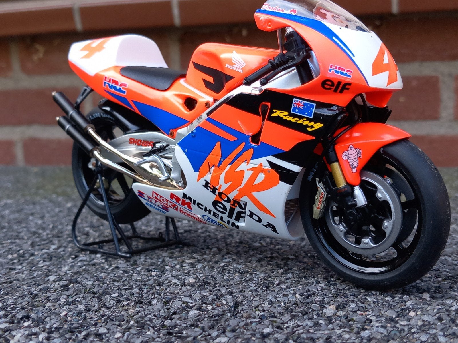 Honda NSR 500cc #4 Mick Doohan 1994 1/12, Ophalen of Verzenden, Zo goed als nieuw, 1:9 t/m 1:12, Motor