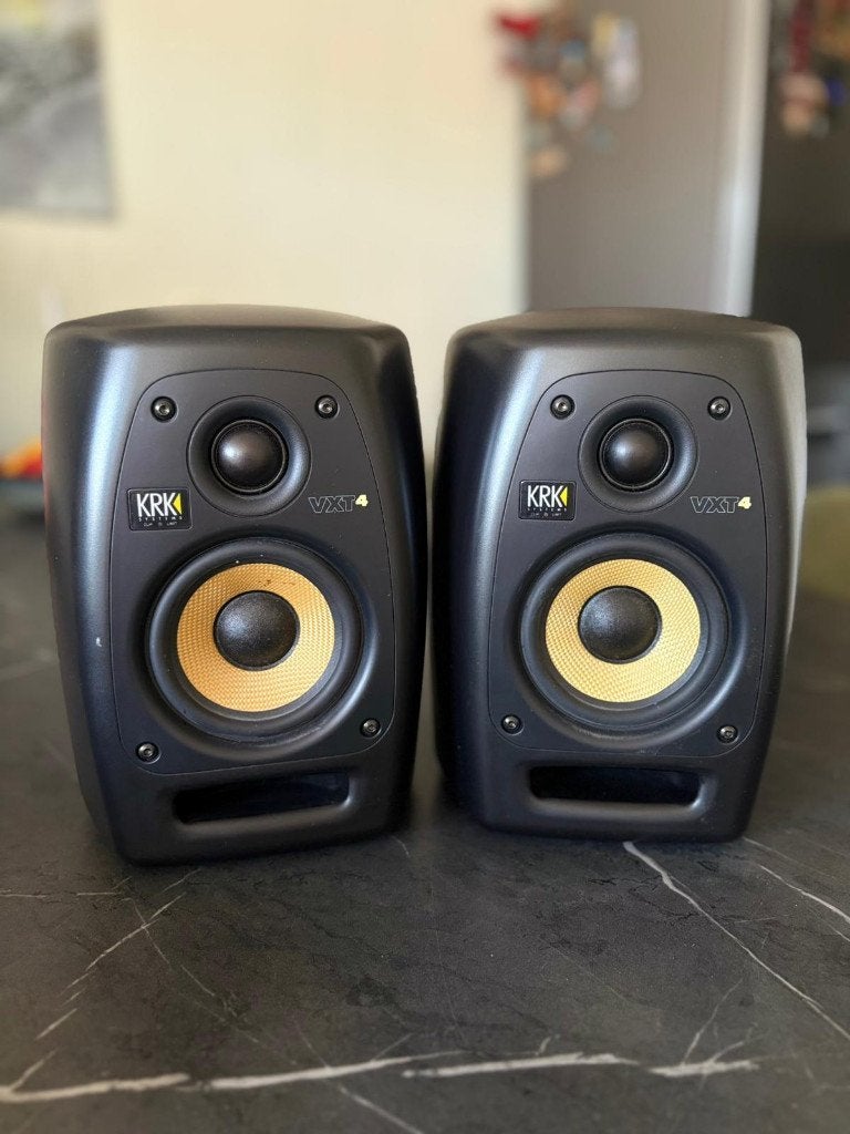 KRK VXT 4 studio monitors (setje van 2), Ophalen, Studiomonitor, Inclusief kabels, Zo goed als nieuw