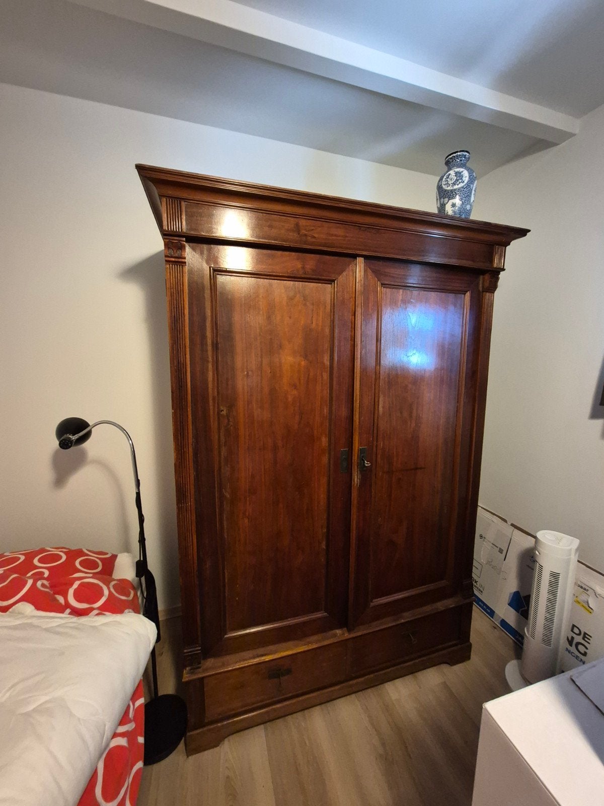 Antieke mahonie kast, Ophalen