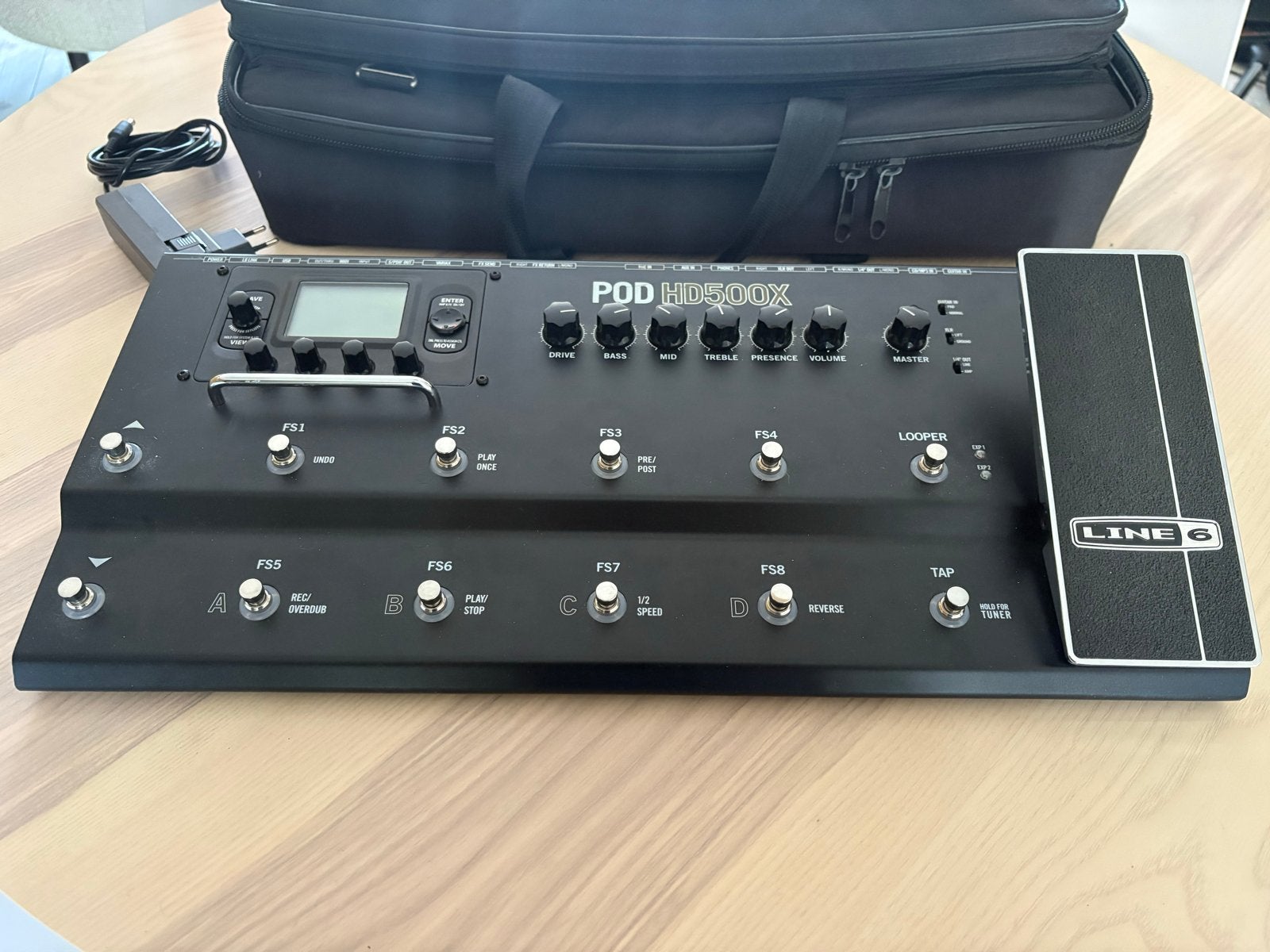 Line 6 POD HD500X Multi-effectpedaal met draagtas, Muziek en Instrumenten, Ophalen, Zo goed als nieuw, Multi-effect