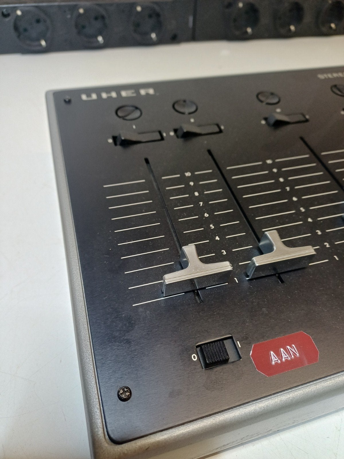 Uher 500 Stereo Mixer Type A 124 - Optisch Goede Staat, Ophalen of Verzenden, Gebruikt, Minder dan 5 kanalen, Microfooningang