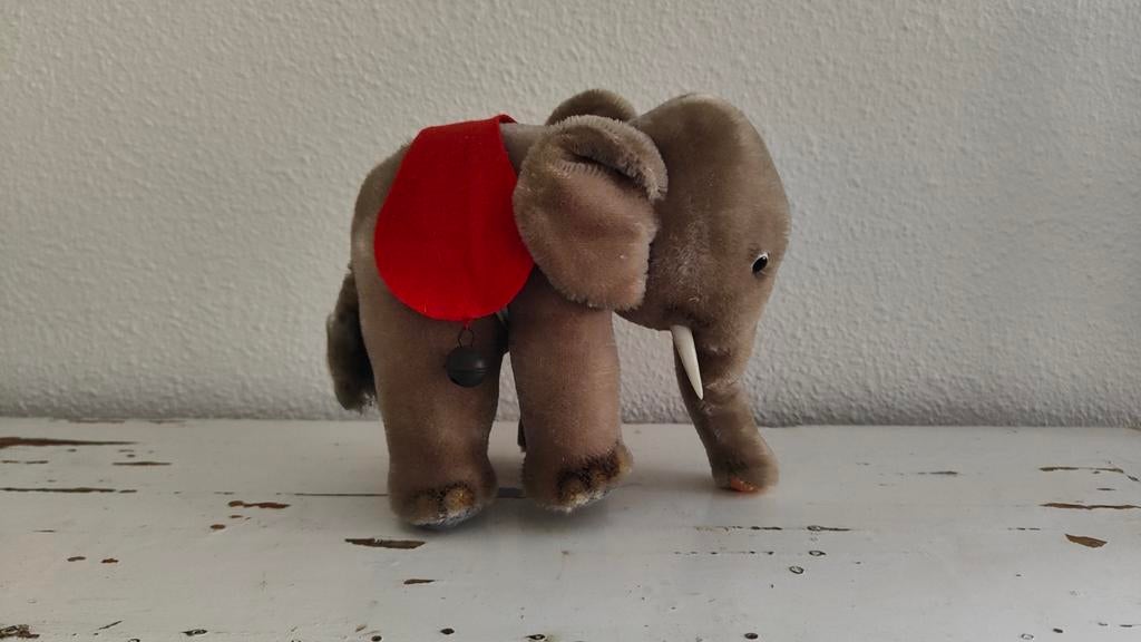 Steiff olifant (2), Ophalen of Verzenden, Gebruikt, Stoffen beer, Steiff