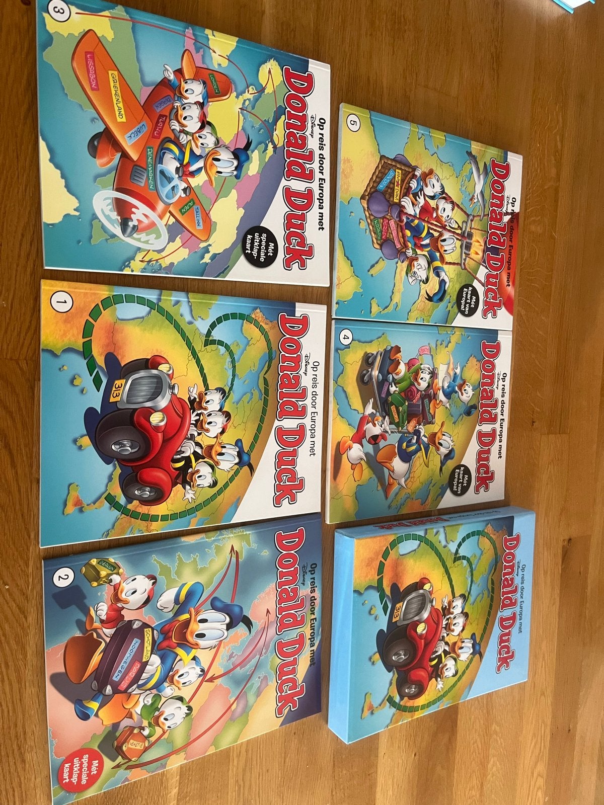 Donald Duck: Op reis door Europa (5 boekjes), Boeken, Stripboeken, Meerdere stripboeken, Ophalen, Zo goed als nieuw
