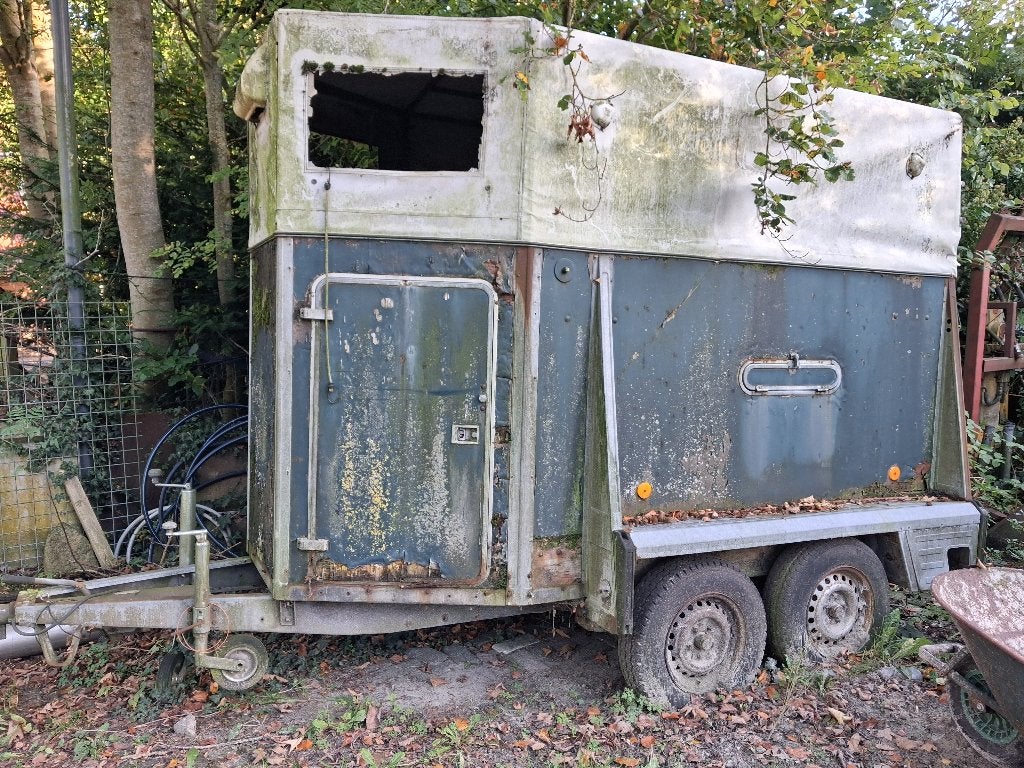 paardetrailer, Ophalen, Gebruikt, Hout, 1½-paards trailer