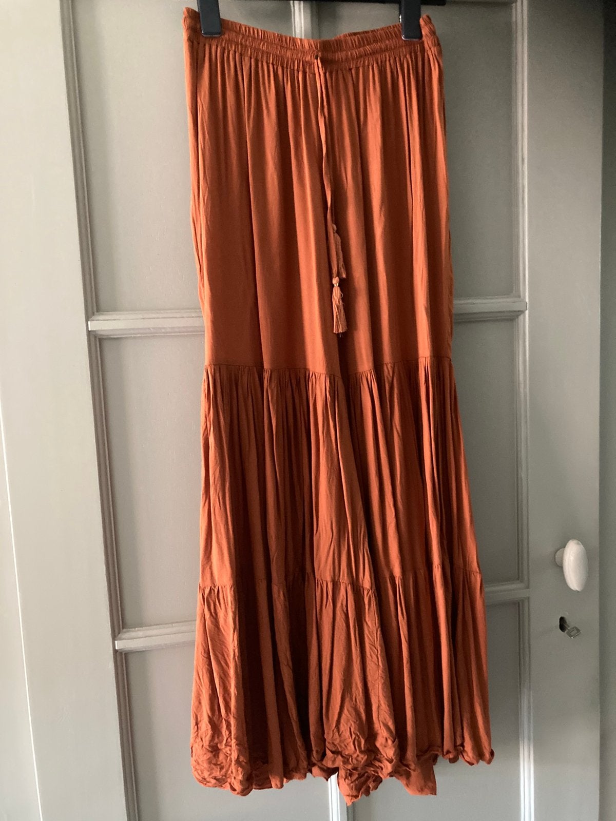 Wijde stroken boho broek, Hot Lava, maat M, Maat 38/40 (M), Overige kleuren, Ophalen of Verzenden, Zo goed als nieuw