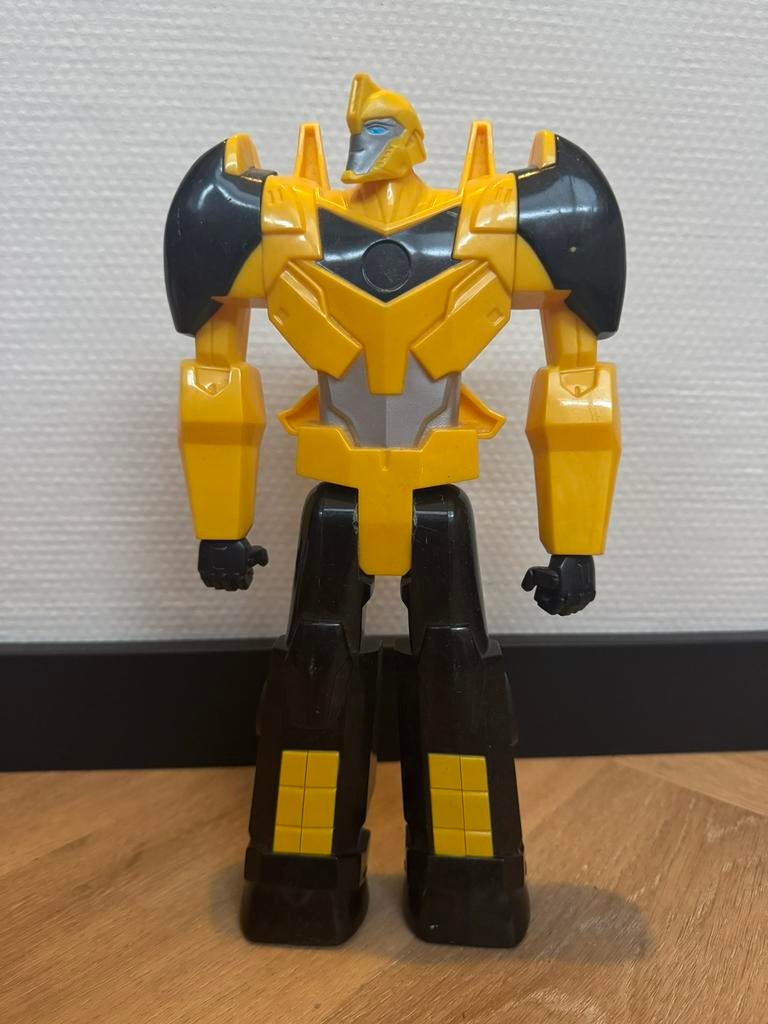 Hasbro transformers bumble bee (2014) 30 cm, Verzamelen, Transformers, Overige generaties, Ophalen of Verzenden, Zo goed als nieuw