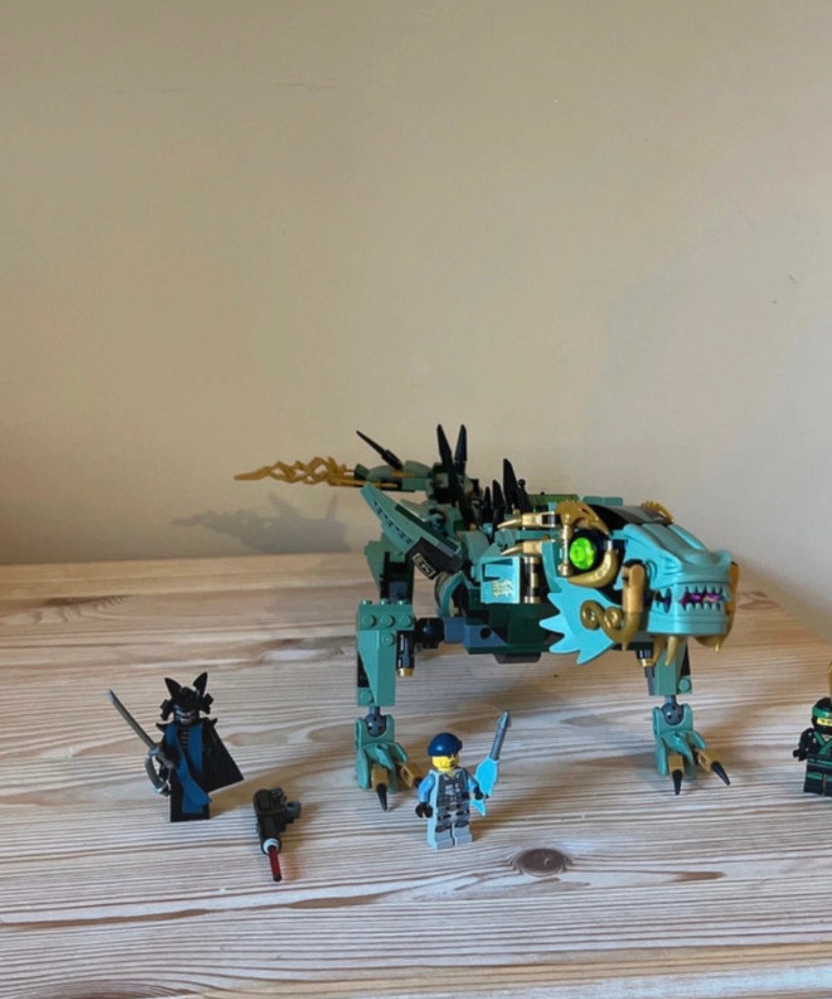 Lego ninjago lloyd’s mech dragon 70612, Ophalen of Verzenden, Zo goed als nieuw, Actiefiguurtje