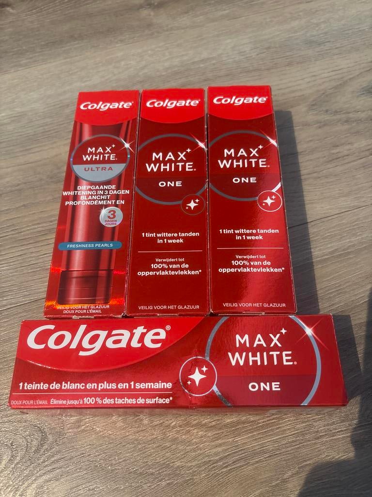 Colgate Max White tandpasta 4 stuks, Ophalen of Verzenden, Nieuw, Tandpasta